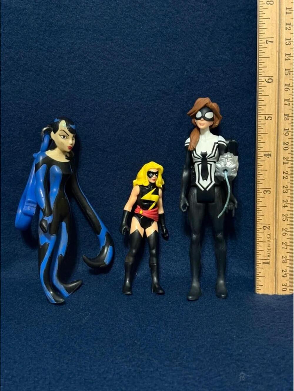 Lot of 3 female action figures